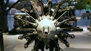 Illustration for article titled Ten engines that would make great coffee tables
